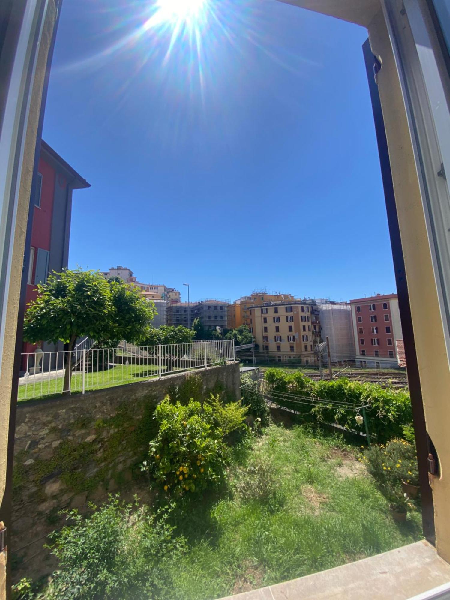 Appartement La Casa Della Stazione à La Spezia Extérieur photo